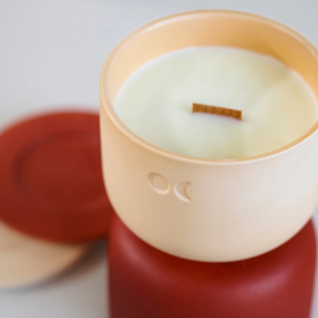 Bougie florale en céramique – Ambre