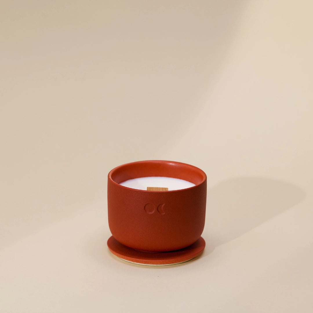 Bougie florale en céramique – Bois de santal