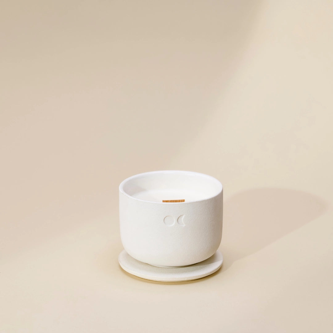 Bougie florale en céramique – Sel marin et sauge